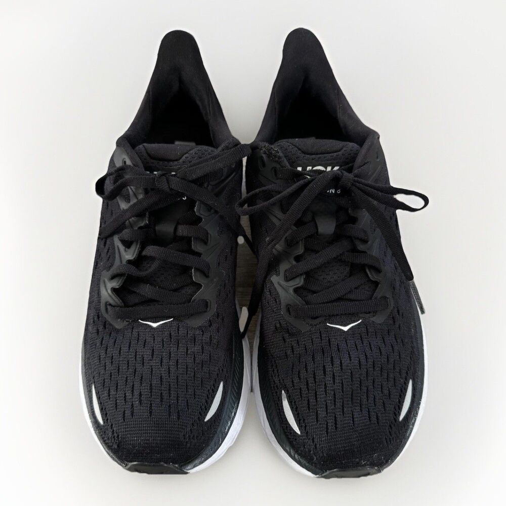 Hoka One W Clifton 8 Running Athletic Shoes Women's Size 7B Black Lightweight